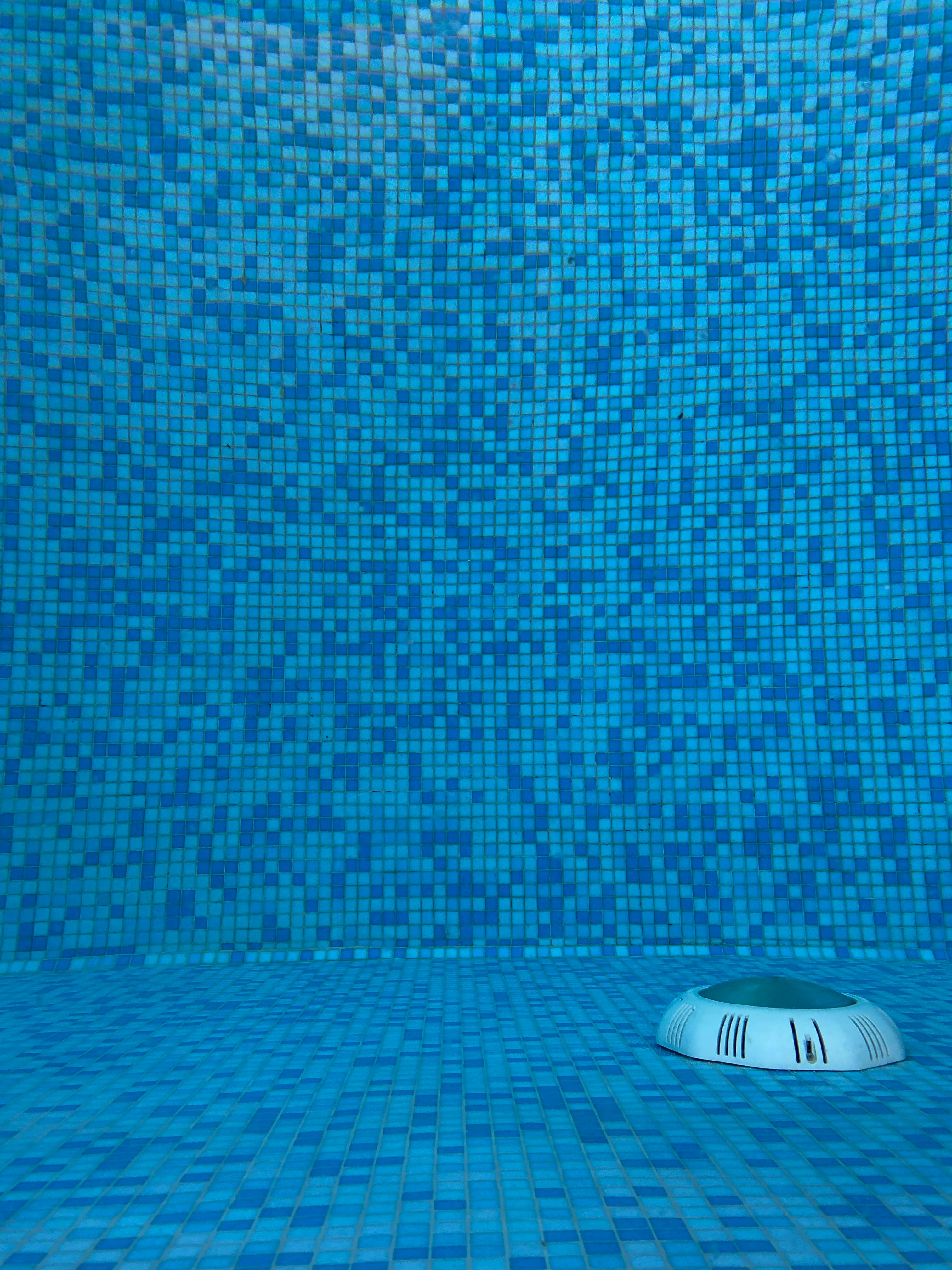 Modern geometric pool